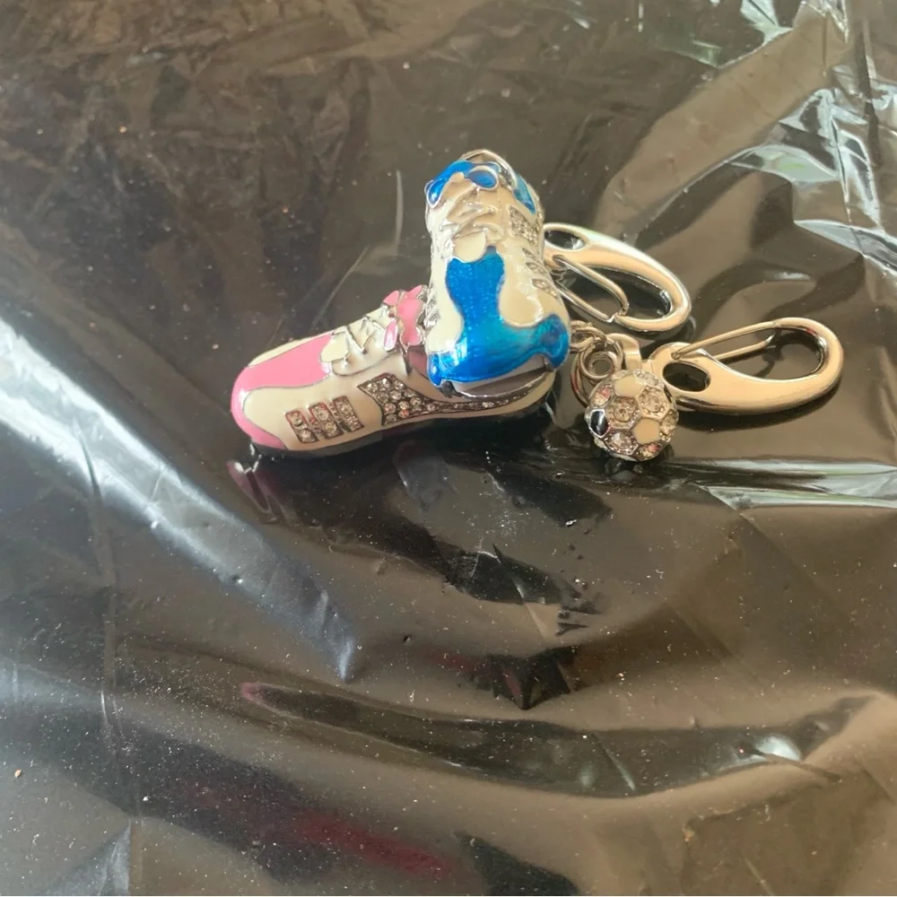 Blue and Silver Enamel Soccer Clit Keychain Charm/flush card 4 G